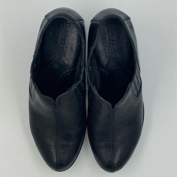 Black Pebbled Leather Faux Stacked Heel Børn Shootie Bootie, Size 7 - Picture 6 of 11